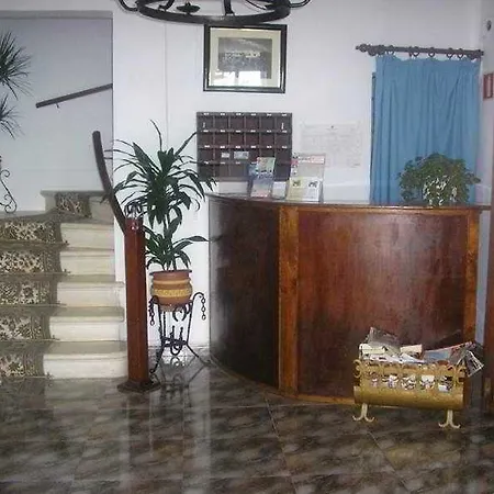 Hotel Oasis D'or 2*